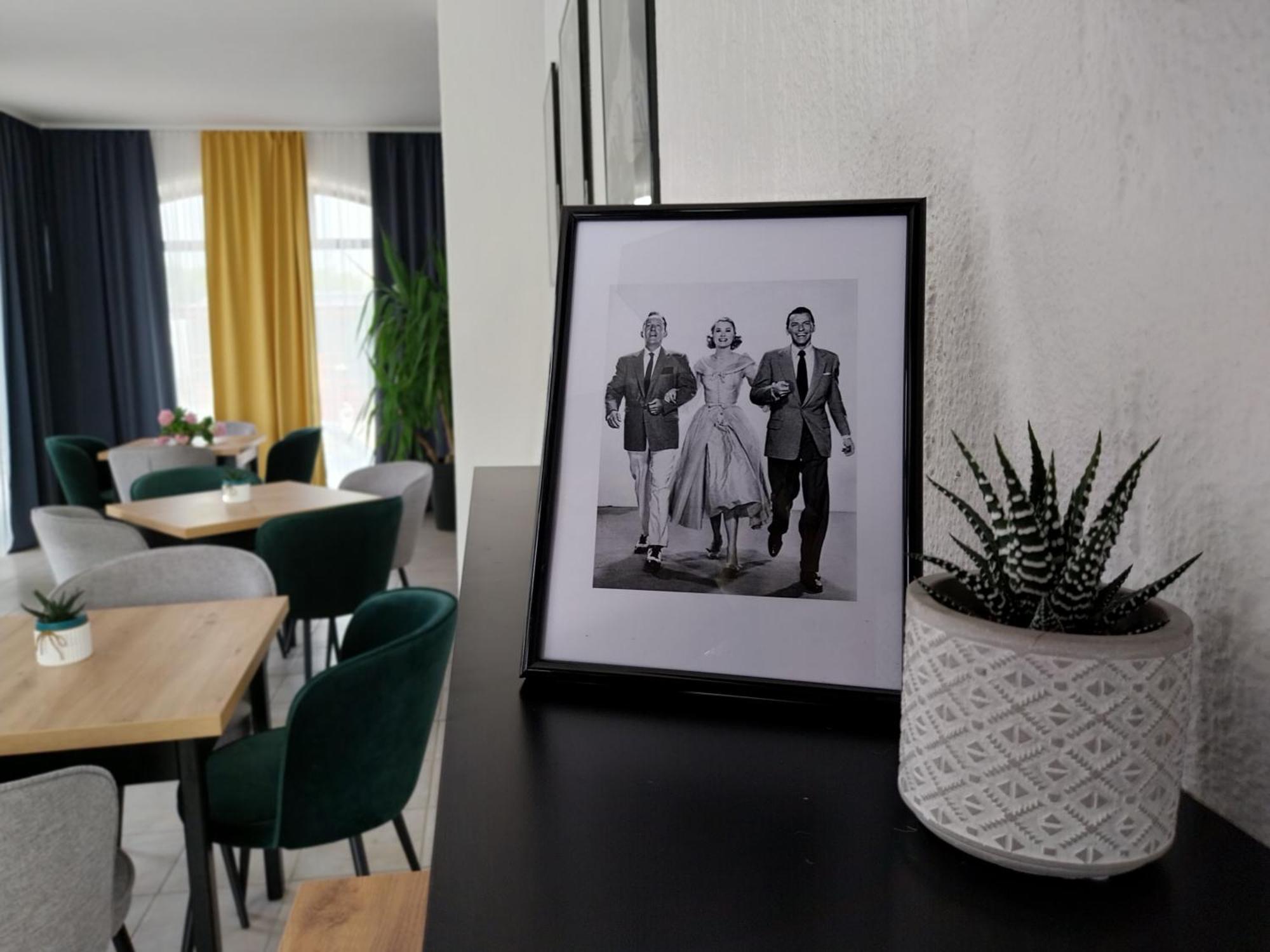 Hollywood Rooms Sveti Petar  Extérieur photo